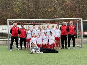 Mannschaftsbild der D1 Juniorinnen des SV Rheinbreitbach in der Saison 2025/26